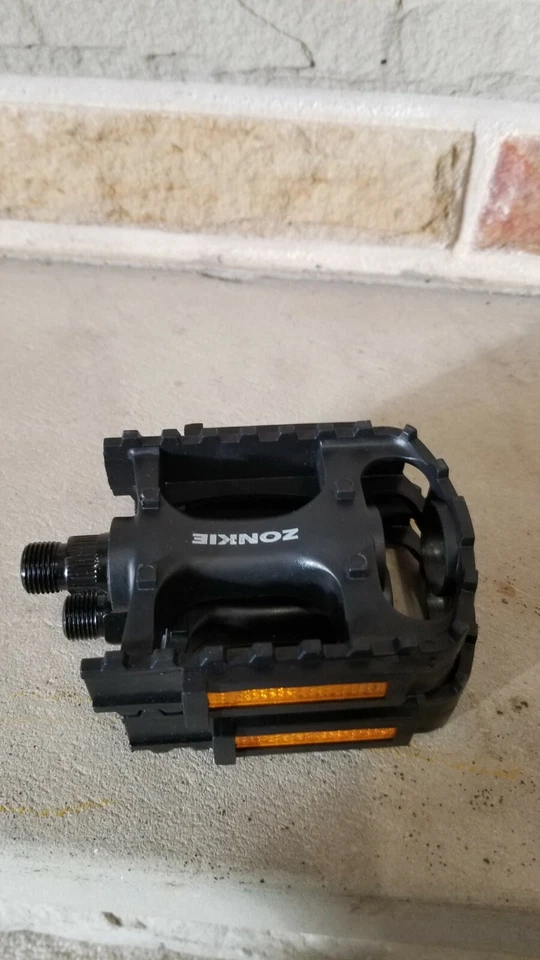Pedales de bicicleta ZONKIE, pedales de bicicleta, pedales de plástico MTB, 9/16 pulgadas Foto 4 de 4