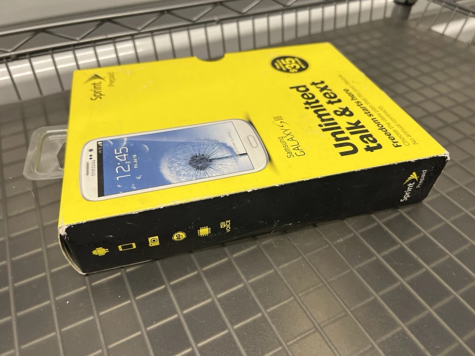 Samsung Galaxy S III SPH-L710T - 16GB - Marble White (Sprint) NEW SEALED - Image 4 of 4