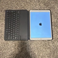 Apple iPad Air 3rd Generation, 10.5  display, 64gb storage see description 