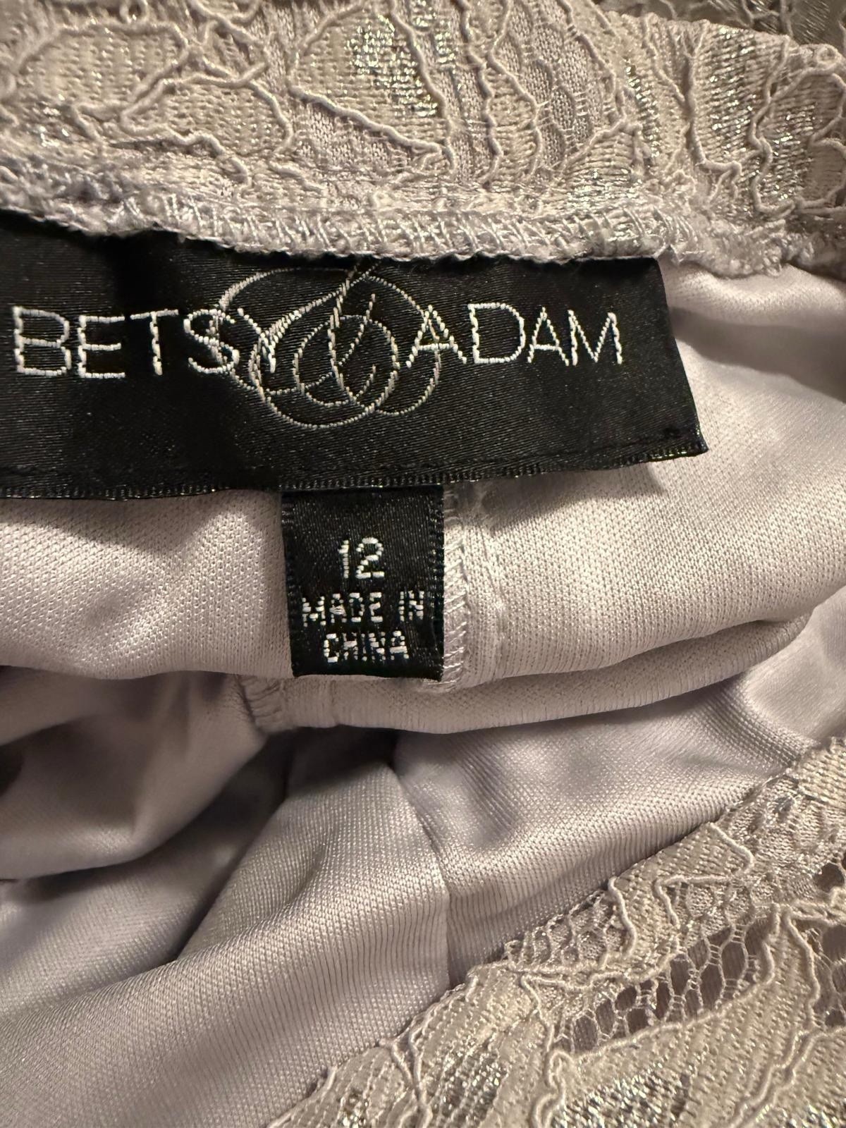 Betsy & Adam Silver Metallic Lace Gown Sz 12 Keyhole Back Rhinestone Belt Formal