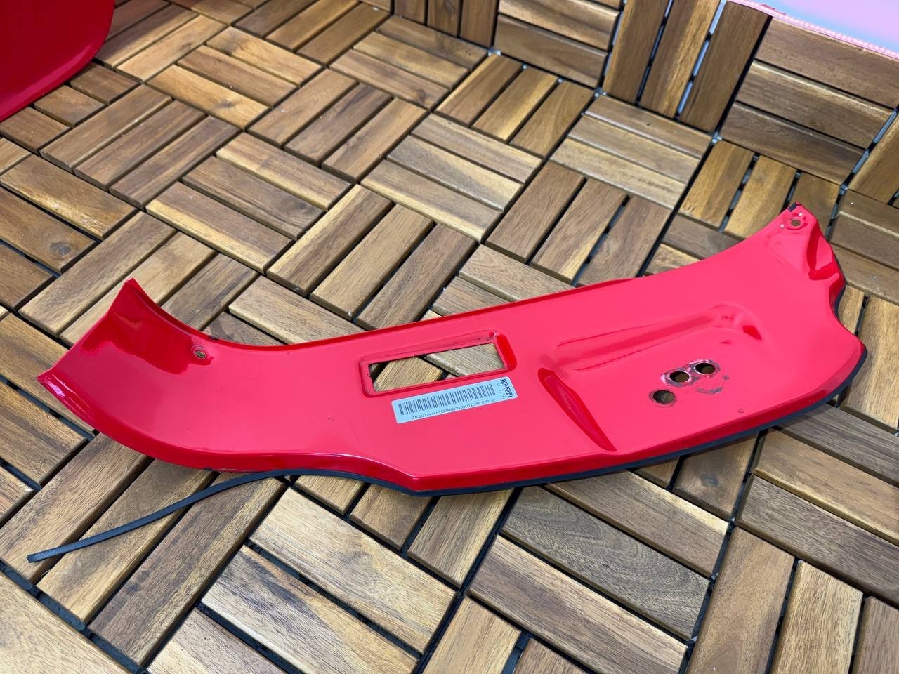 Ferrari 430 Left LH Inner Door Strip Cover/B-Pillar 68647811