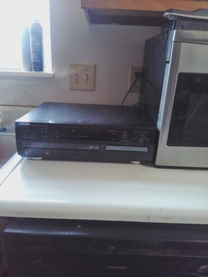 Philips CDR785 3-CD Changer Integrated Dubbing Recorder CD-R/RW  read