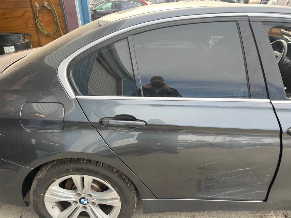 2017-2018 BMW 330i 12-18 328i DRIVER LEFT REAR CALIPER W/O SPORT BRAKE 167767 - Image 3 of 4