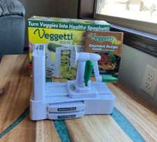 Veggetti Pro Table-Top Spiral Vegetable Cutter