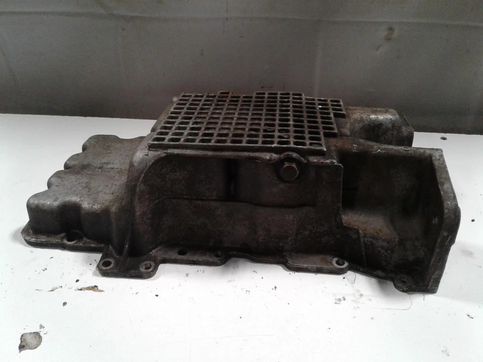 Used Engine Oil Pan fits: 2003  Mazda tribute 6-155 2.5 Grade A - Imagem 3 de 4