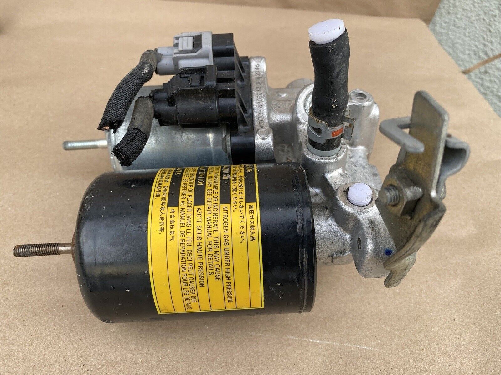 1015 TOYOTA PRIUS Brake Booster ABS PUMP & ACCUMULATOR 4707047050 eBay