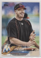 2018 Topps Photo Variation SP Photo Variation (Smiling) Justin Bour #499 7at