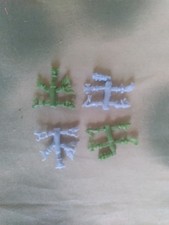 Britains swoppet knight copy parts: helm crests; green  lt blue