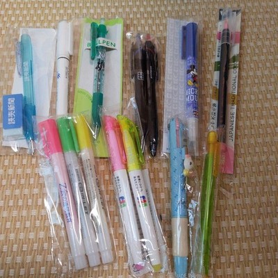 Various pens #fdaecf