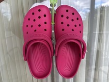 Crocs Classic Clog Fuchsia Pink Women s 8 Men s 6 Lightweight Comfort Shoes