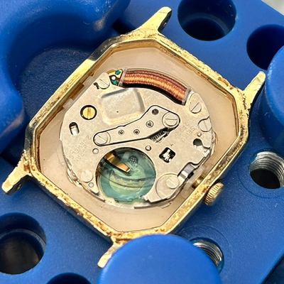 Vintage SEIKO Quartz 2A22-5021 Gold Tone Octagonal Watch Tank