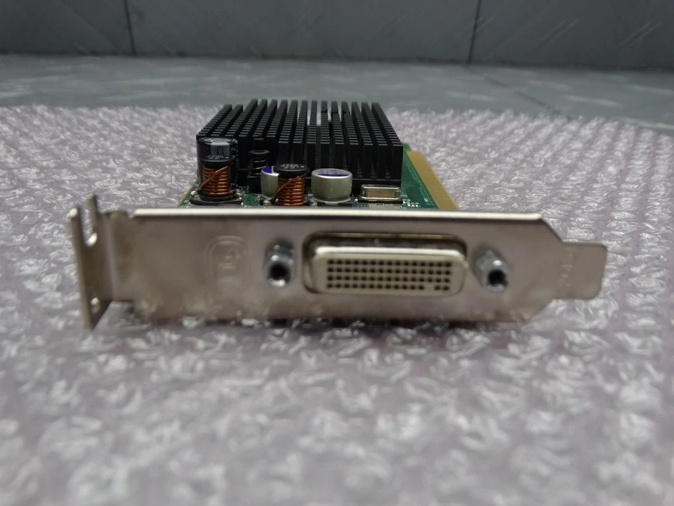 ATI Technologies 128MB Video Card Graphics Card 109-A62931-00 - Image 3 of 4