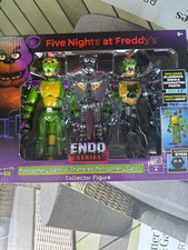 Jazwares Five Nights at Freddy  s Endo Series Montgomery Gator Glow 3-Figure Set