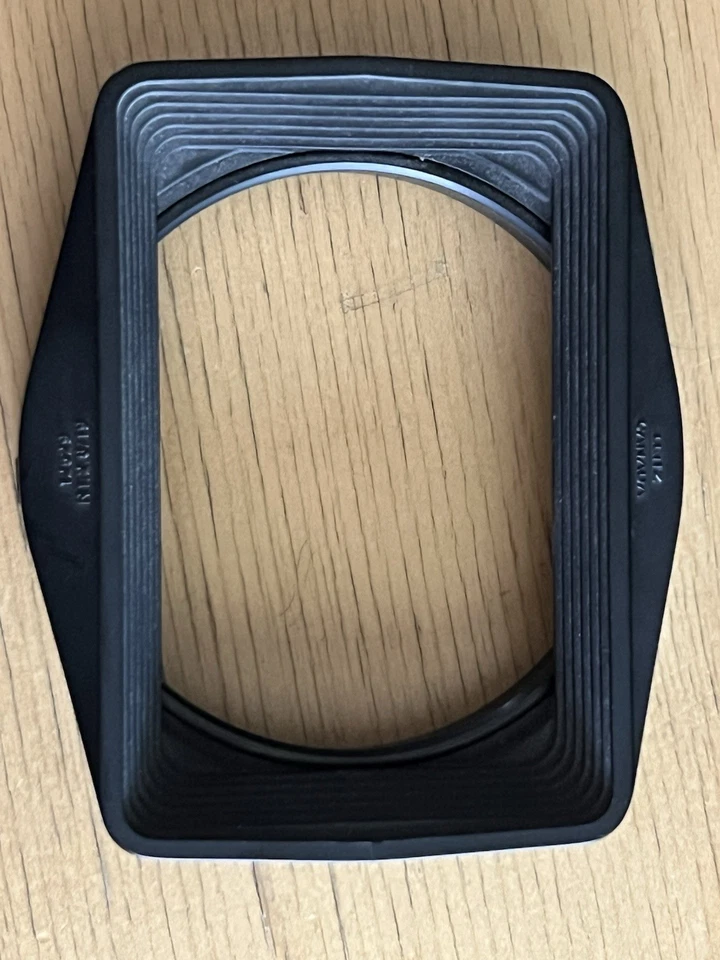 Parasol de cámara Leica 12529 para R versión 1:2,8/19 mm 1 (1ª Versión) Letiz CANADÁ Foto 2 de 4