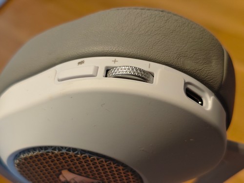 Corsair HS65 Wireless Gaming Headset mit BT PC, Mac, PS4/5 ++ NEU OHNE DONGLE - Afbeelding 8 van 12