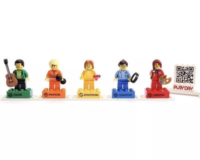 LEGO 4000036 Play Day 2019 polybag - exclusive employee set with 5 minifigures