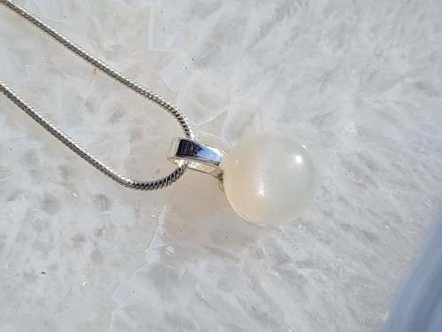 Weißer Mondstein 11 mm plus Öse für DIY Anhänger C23 - Bild 7 von 11