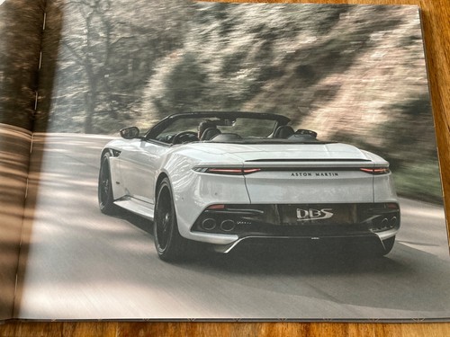 Aston Martin DBS Superleggera Coupe & Volante Brochure 2019, UK Issue, No.707842 - Picture 3 of 4