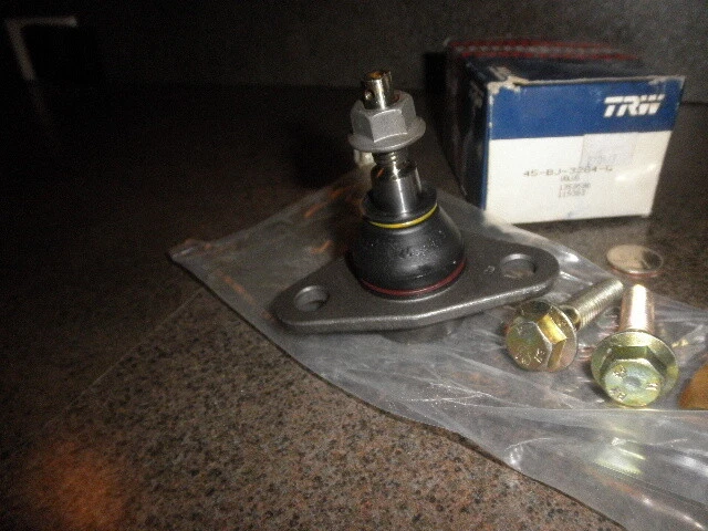 NOS Genuine TRW/Volvo#270477,1229573,1359590,45BJ3284G BallJointKit Many 740-960 - Image 3 of 4