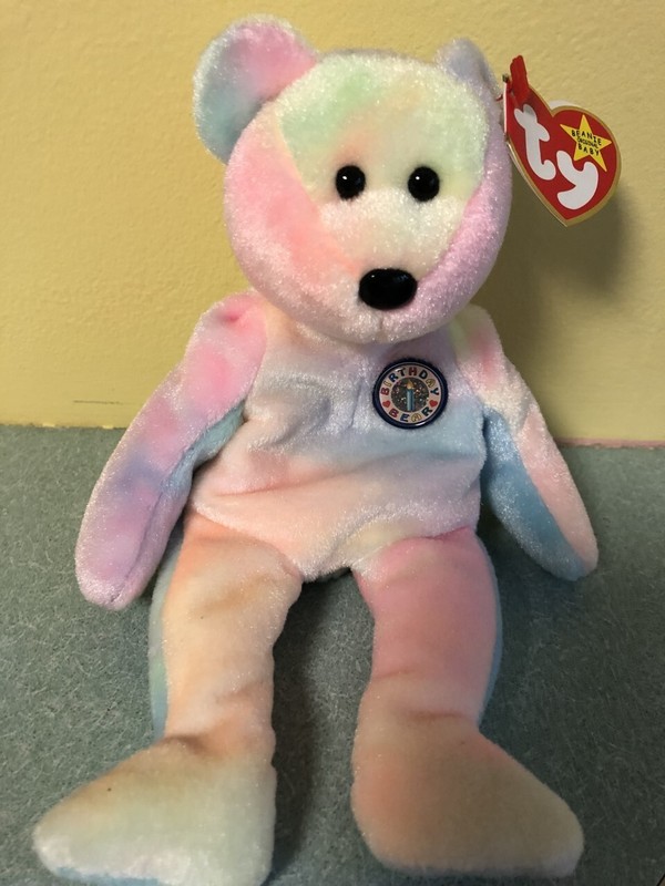 TY Beanie Baby B B Birthday Bear 1999 New with Mint Tags