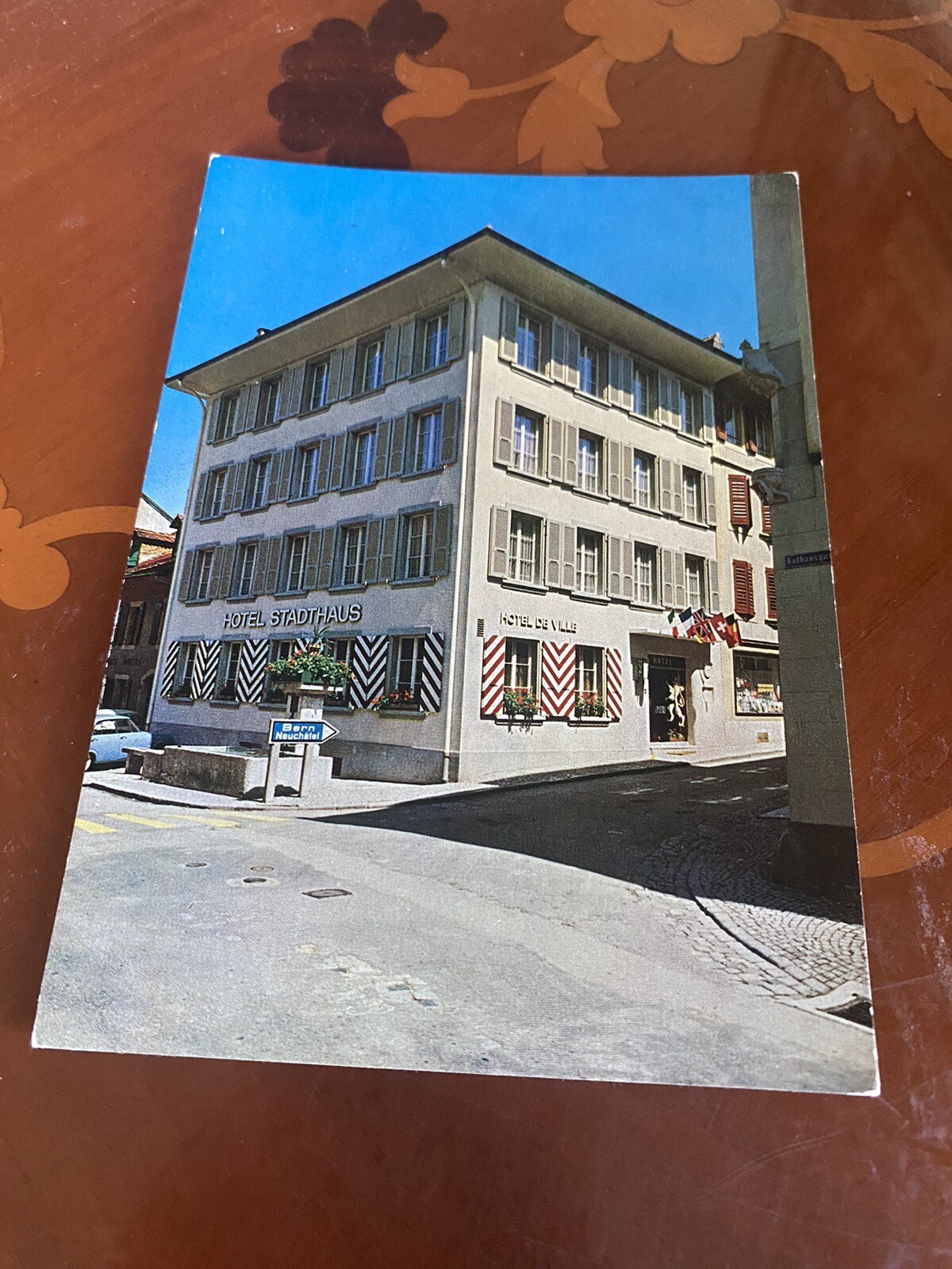 Bild 1 von 3