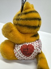 Dakin Vintage  78-   81 Plush Garfield Window Cling Red Hot Lover Hearts