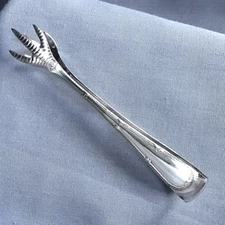 1909 Solid Silver Pair Of Claw Sugar Tongs Hallmark Cooper Brothers and Sons Ltd