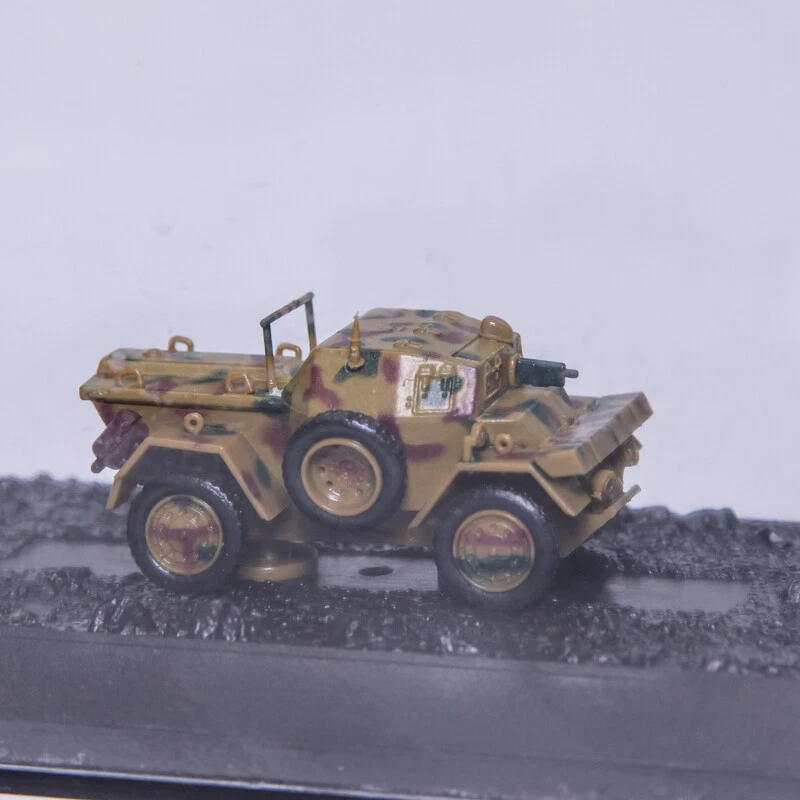 Lancia 1/72 Italian Rooikat Wheeled Armored Vehicle Lince Finished Model - Image 3 of 4