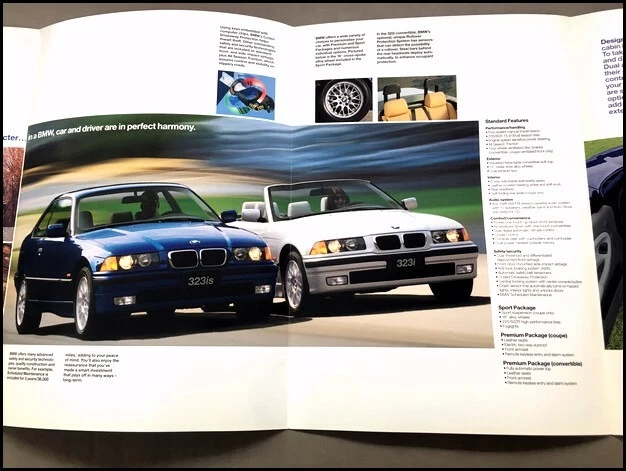 1997 1998 BMW 323is Coupe and 323i Convertible Car Sales Brochure Foto 3 de 4
