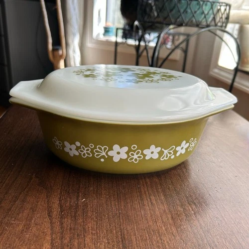 Vtg Olive Green Spring Blossom Pyrex Casserole Dish & Lid 1.5 Qt 043 Crazy Daisy