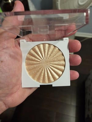 OFRA Cosmetics Highlighter the hills - 10g/ 0.35oz Intense pearl pigments BNIB
