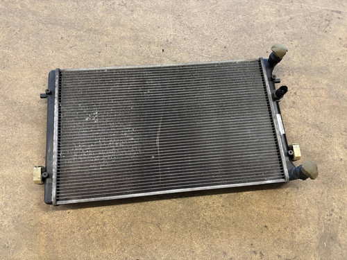 Wasserkühler AUDI A3 8L TT 8N VW Golf 4 Bora 1.8T 1.9 TDI Kühler 1J0121253AD