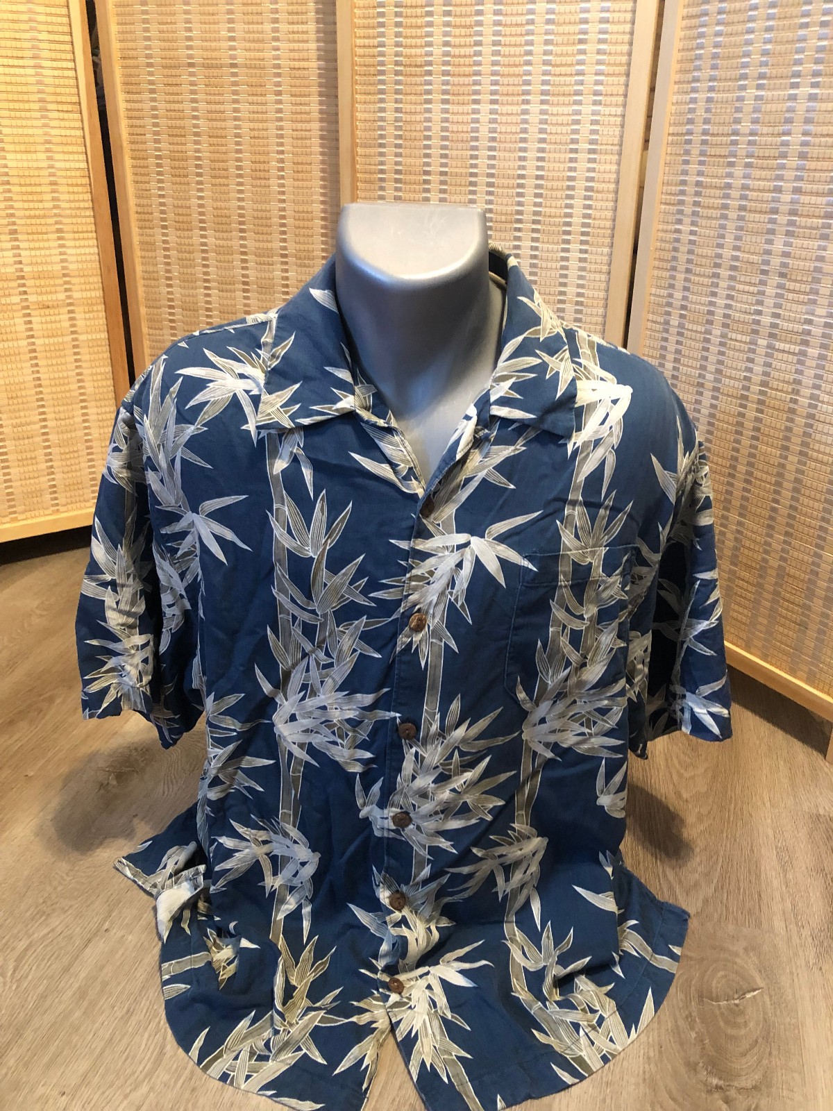 Jamaica Jaxx Hawaiian Button Up Shirt 100% Silk Dark Blue XL and Khaki ...