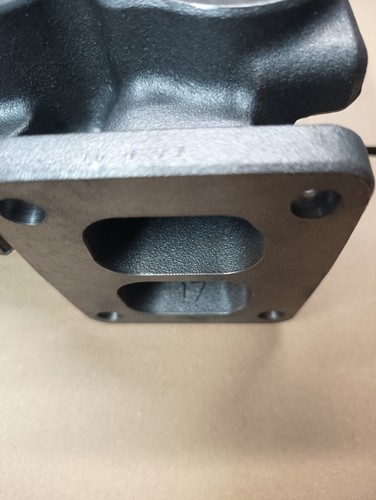 Brand new Holset HX40W turbine housing T4 17cm twin scroll - Picture 4 of 4