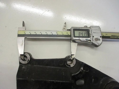 5. Yamaha XJ 600 tipo 51 J supporto pinza freno per pinze freno posteriore a des - Foto 2 di 3