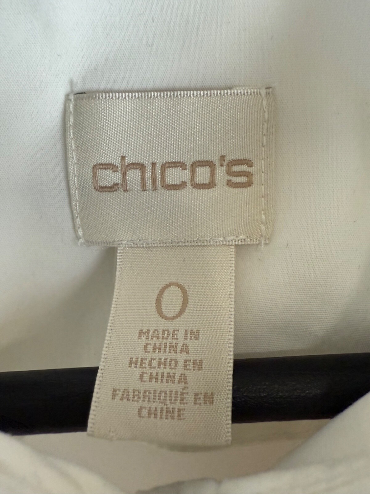 Chico's White Hidden Button Cutout Back Collared … - image 7