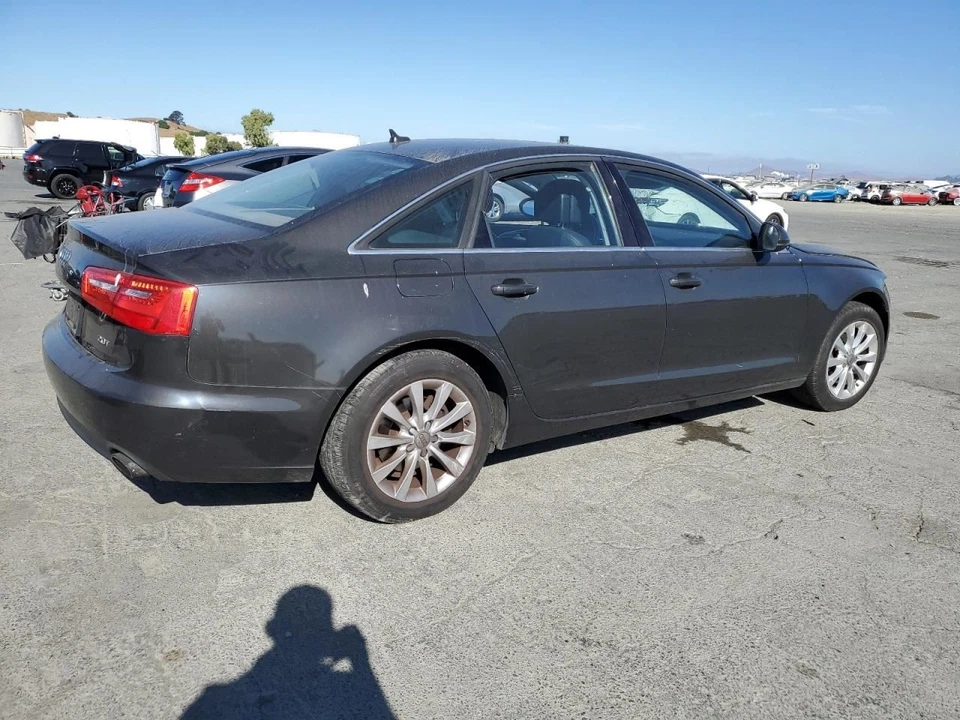 MONTAJE PALANCA DE CAMBIOS TRANSMISIÓN AUDI A6 AUDI 2012 Foto 4 de 4