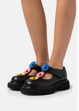 MOSCHINO Black Flower Loafers Buffed leather loafers in black Comfy pads Size 38