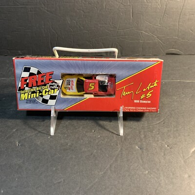 NEW Kelloggs Corn Flakes #5 Terry Labonte 1996 NASCAR Champion Die Cast Mini Car