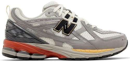 Size 8- New Balance The Whitaker Group x 990v4 Made in USA Willful