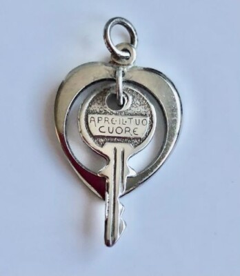 Vintage Rare Sterling Movable Heart Charm with  APRE.IL.TUO CUORE  Dangling KEY
