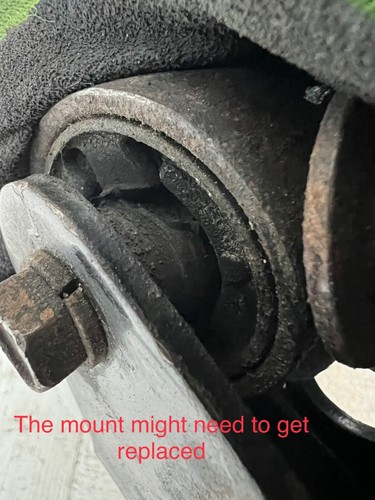 Mitsubishi Engine 4D65 Diesel FWD 1,8cc OHC 8Valves Engine Mount Used - Picture 8 of 8