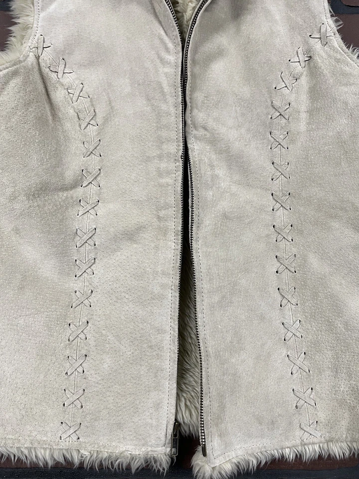 Chaleco de gamuza tallada con volantes con cremallera cuero genuino tostado forro de piel sintética para mujer pequeño Foto 3 de 4