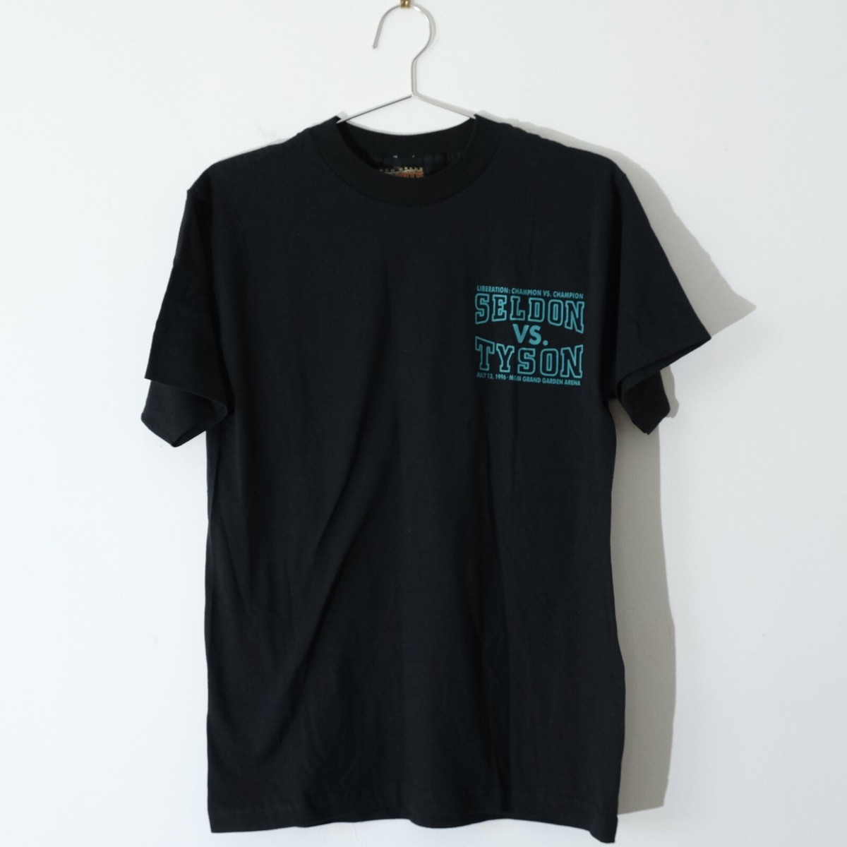 Vintage 1996 Mike Tyson vs Bruce Seldon T-Shirt MGM Sports Sz M  