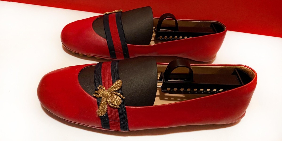 $849.00 !! GUCCI WOMEN CHERRY RED LEATHER BEES RIBBONS FLATS