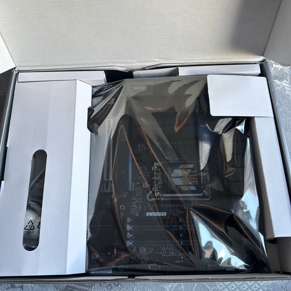 TUF Gaming Motherboard ASUS B760M-Plus D4 Aura Sync Intel 12 13 D4 DDR4 Tech - Image 3 of 3