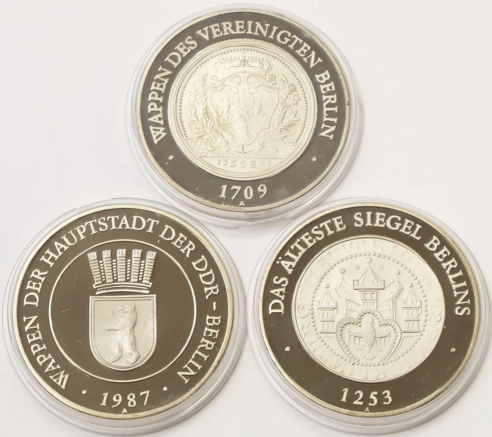 3 DDR Medaillen Gedenkprägungen 750 Jahre Berlin Ø 40 mm PP in Original Etuis - Bild 3 von 3