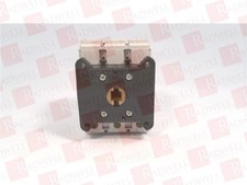 SCHNEIDER ELECTRIC V3 / V3 (NEW NO BOX)