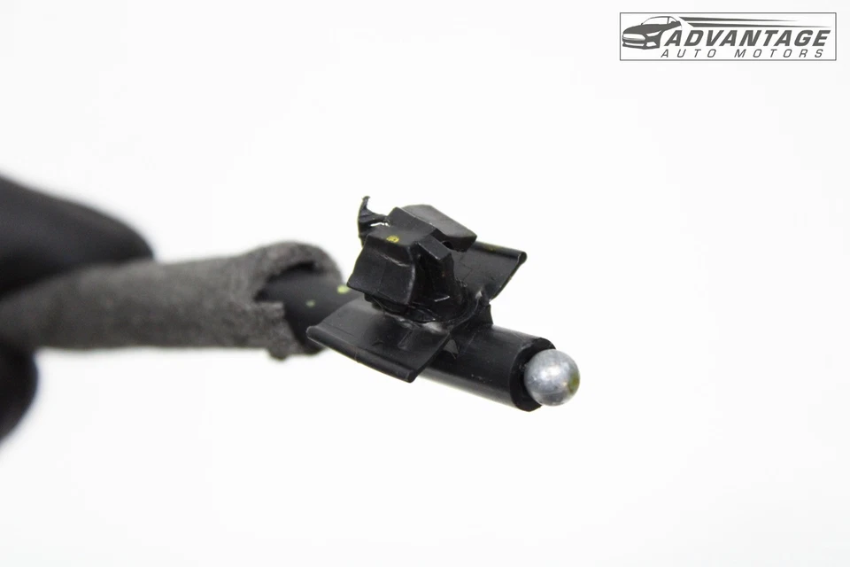 Chevrolet 2016-2022 cuello de llenado de chispas tanque de combustible puerta liberación cable abierto OEM Foto 4 de 4