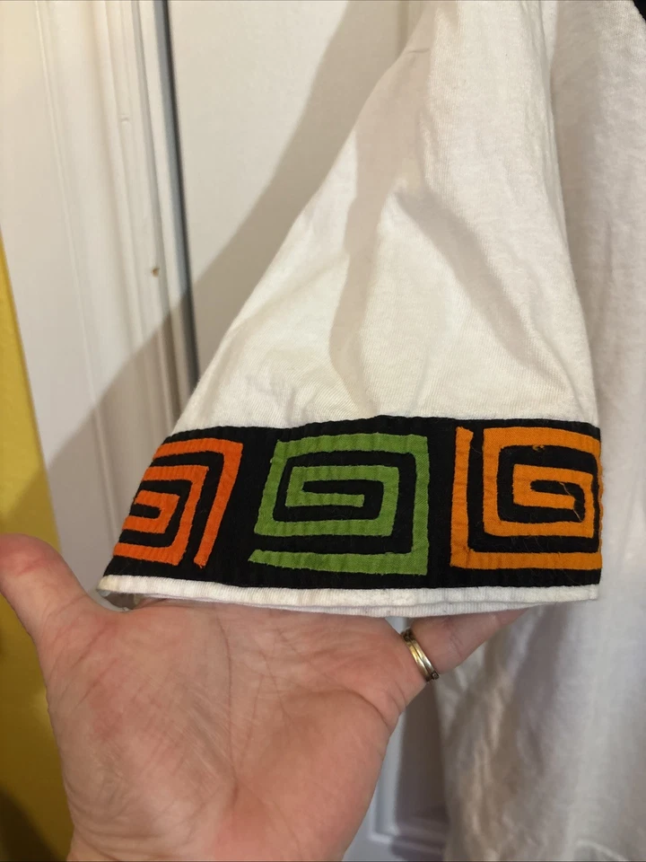 Vintage Mola T Shirt Folk Art Handmade Floral Colorful XL Foto 3 de 4